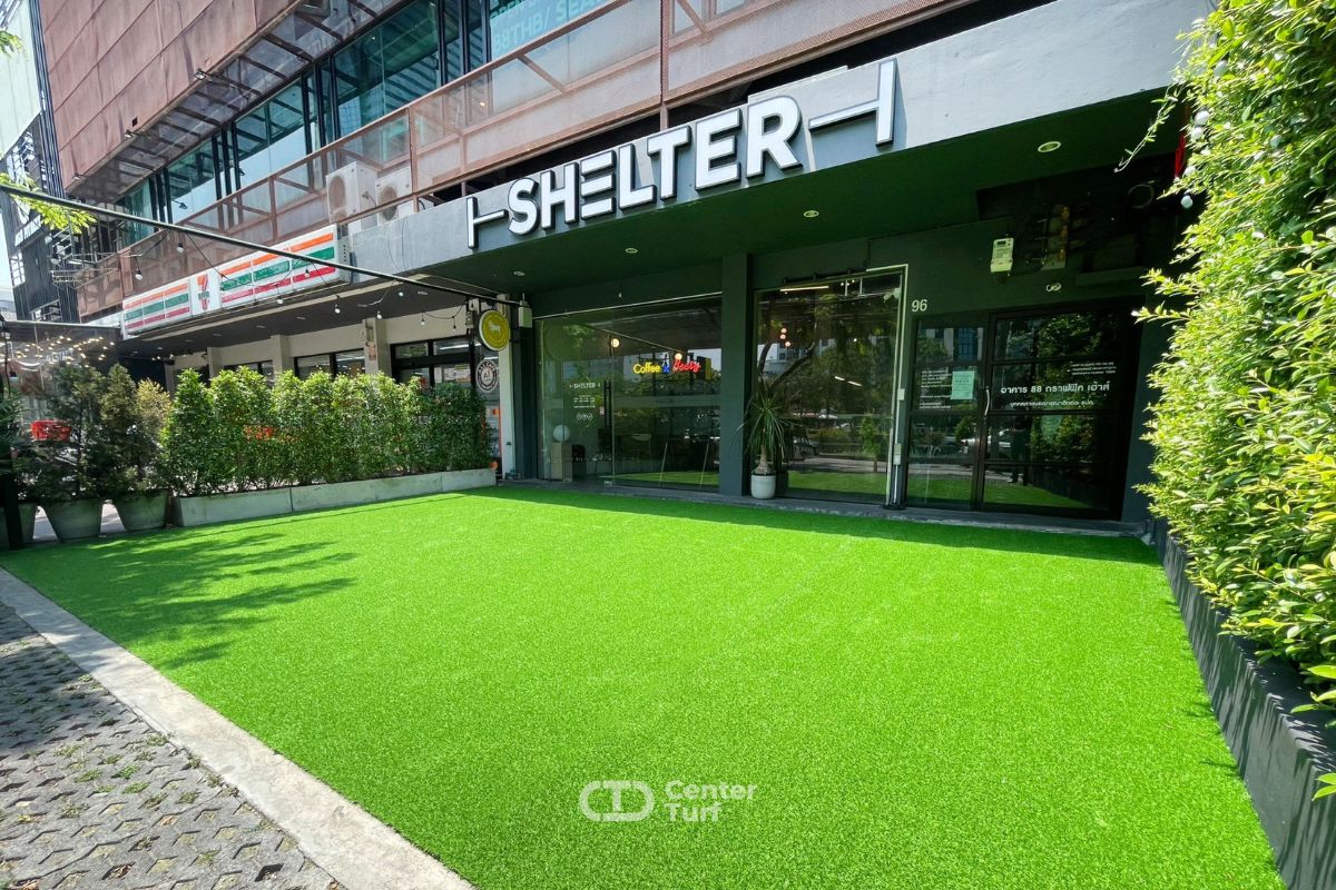 งานตกแต่งร้านอาหารและร้านกาแฟด้วยหญ้าเทียม @ร้าน Shelter
