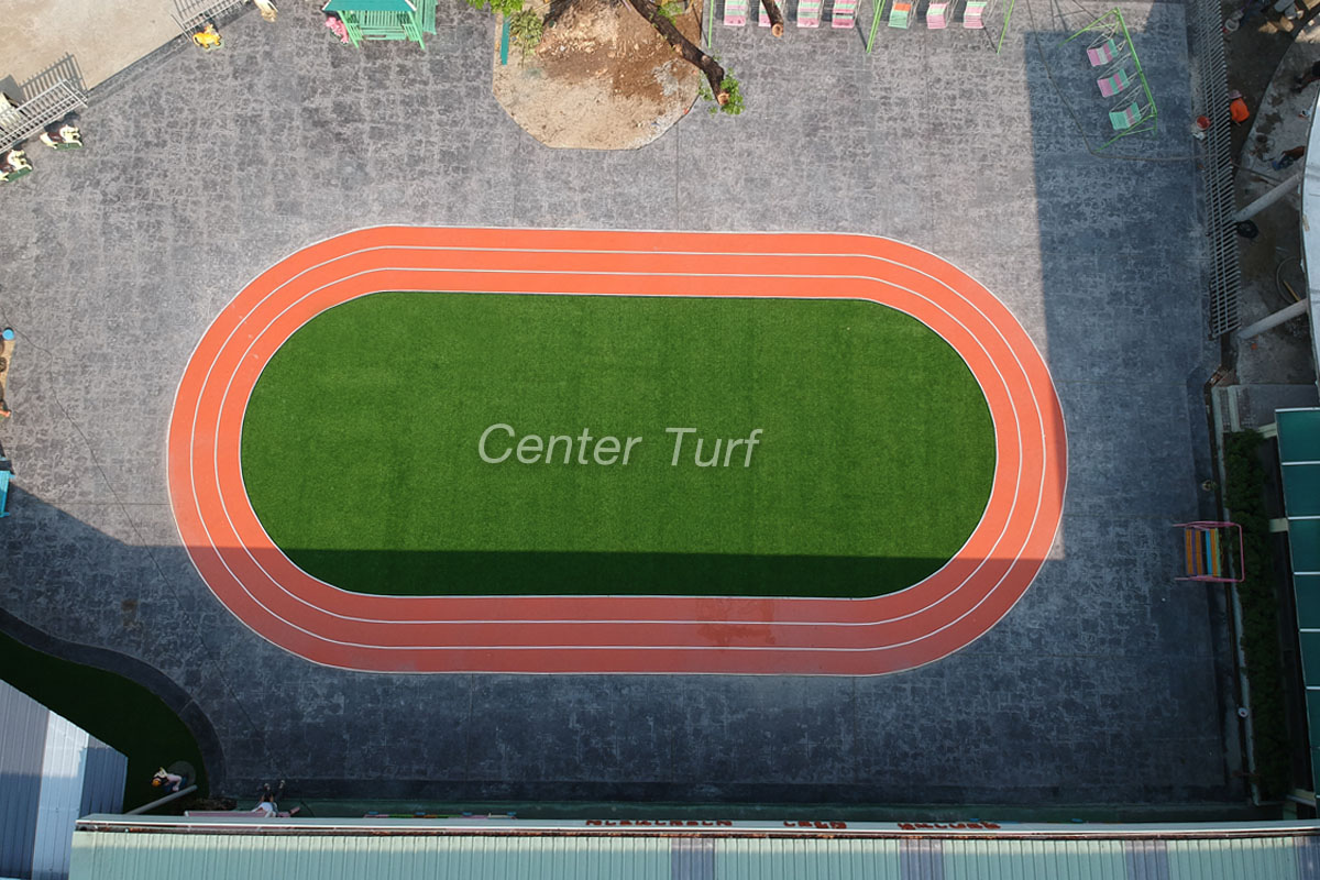 หญ้าเทียมสำหรับสนามเด็กเล่น