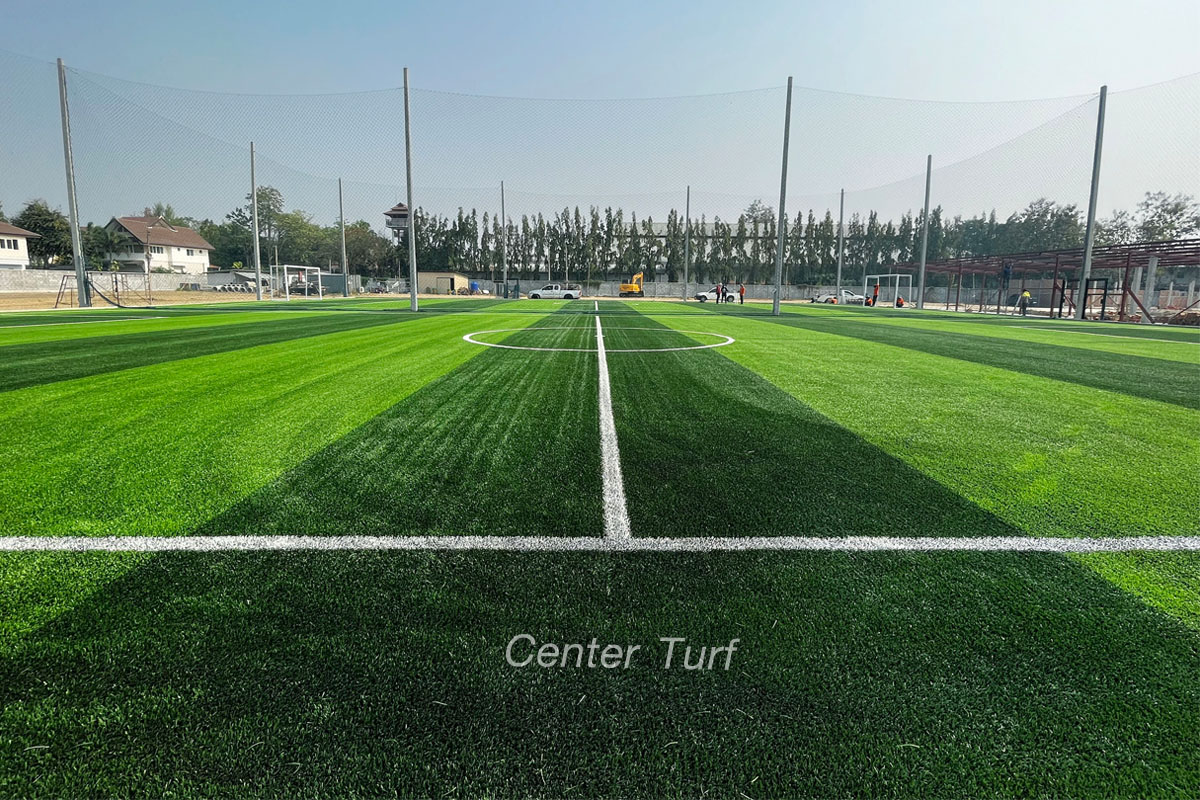 สนามฟุตบอลหญ้าเทียม @โครงการเพลินเพลส จ.เชียงใหม่