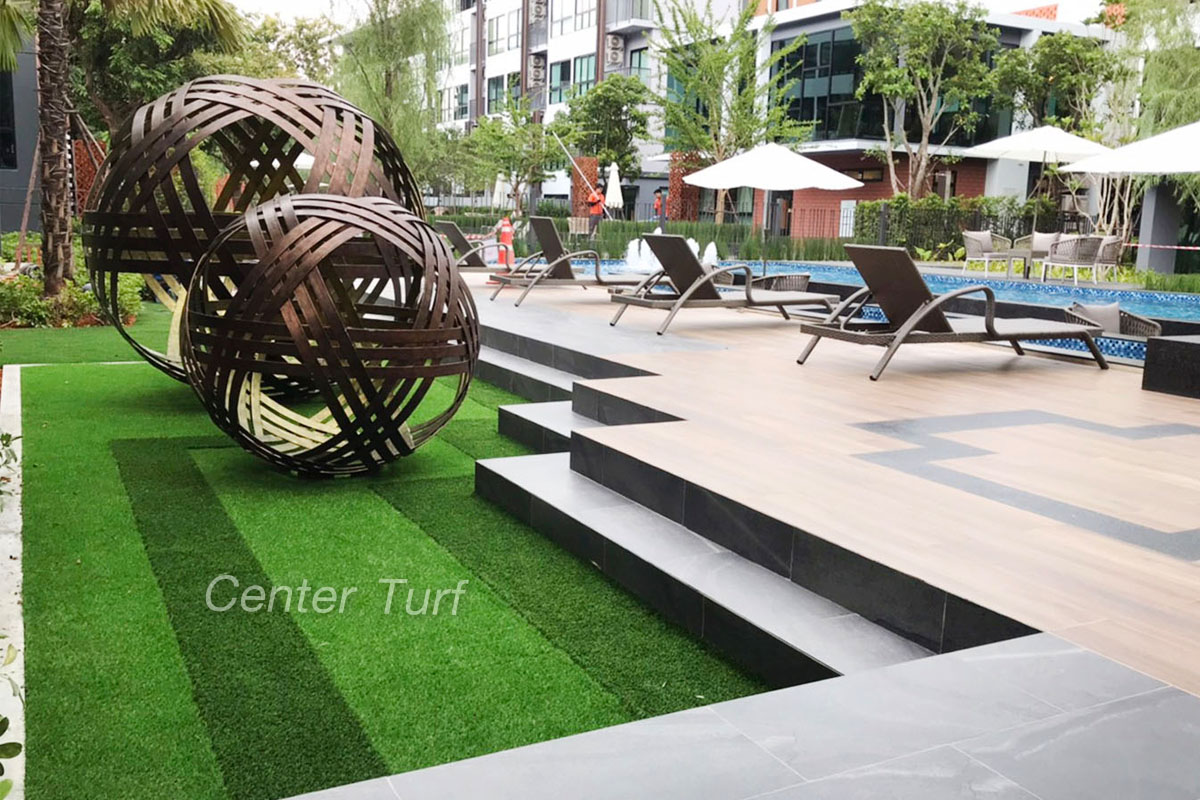 ติดตั้งหญ้าเทียม Arise Condo พื้นที่ส่วนกลาง