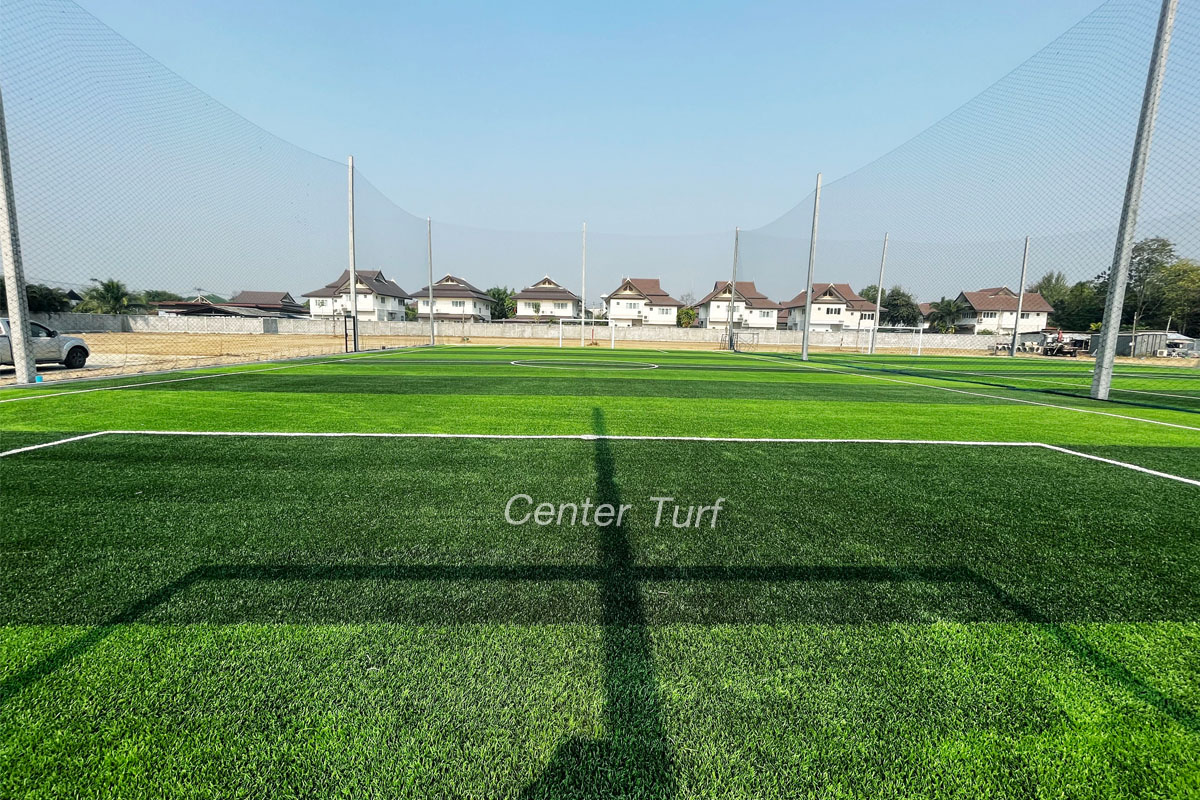 สนามฟุตบอลหญ้าเทียม @โครงการเพลินเพลส จ.เชียงใหม่