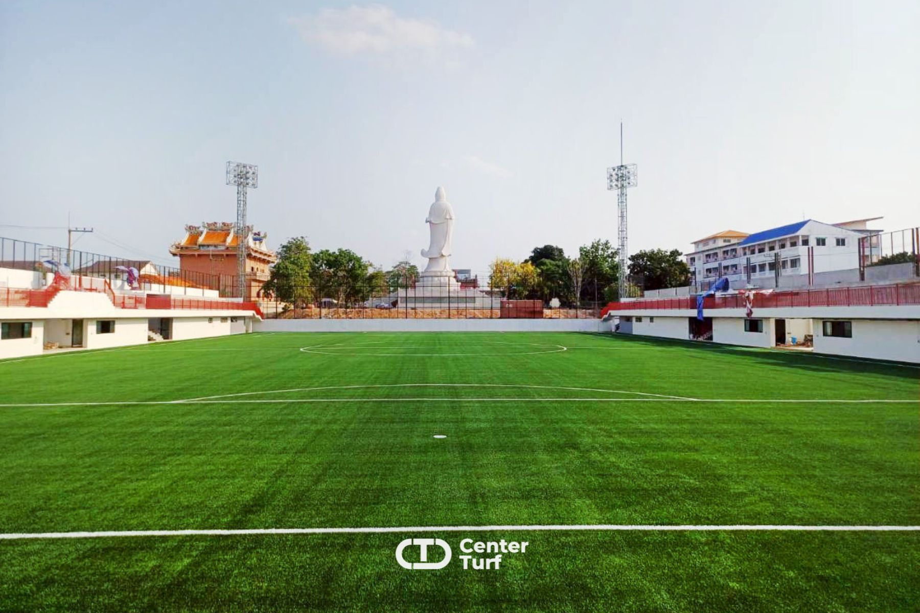 อีกหนึ่งผลงานคุณภาพจาก Center Turf ที่ส่งมอบสนามฟุตบอลหญ้าเทียม  พร้อมผ่านการทดสอบตามข้อกำหนดการติดตั้ง และได้รับการรับรองมาตรฐาน FIFA QUALITY เป็นที่เรียบร้อย
